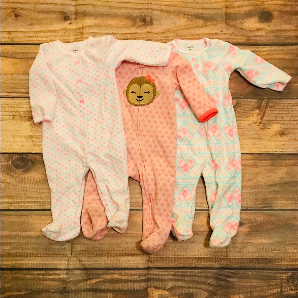 Adorable fleece PJs. Great Condition